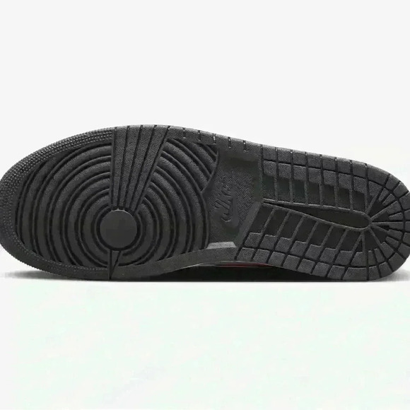 Men's Nike Air Jordon 1mid 23 Authentic Men size 14 Brand New WO Box - Picture 7 of 7